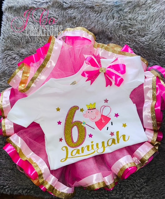 Character ribbon trimmed tutu set